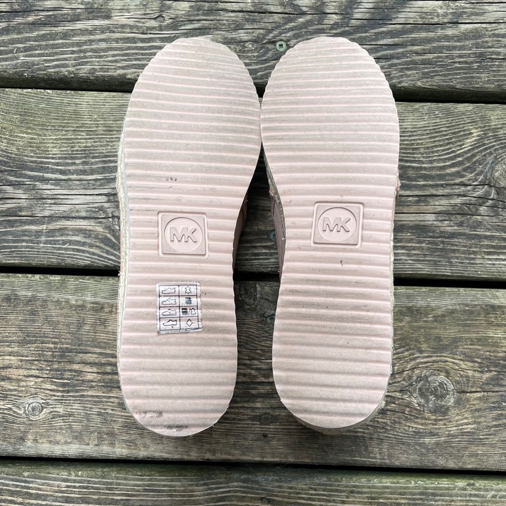 Women's Shoes: Michael Kors Leather Slip On Espadrilles - Picture 7 of 8